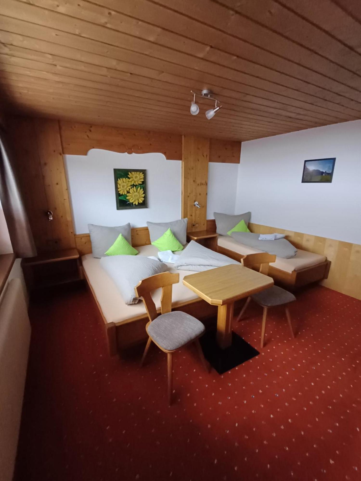 Haus Helene Prantl Apartment Längenfeld Екстериор снимка