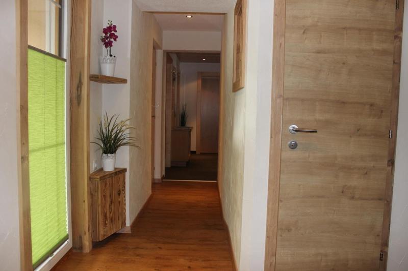 Haus Helene Prantl Apartment Längenfeld Екстериор снимка